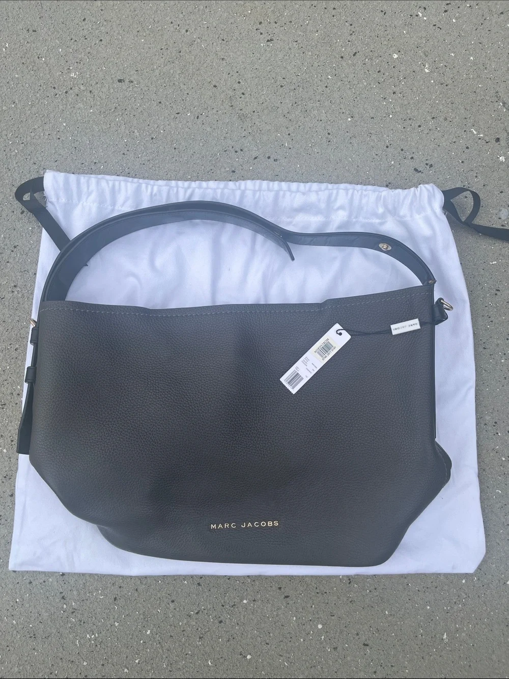Marc Jacobs Black Pebbled Leather Messenger Tote